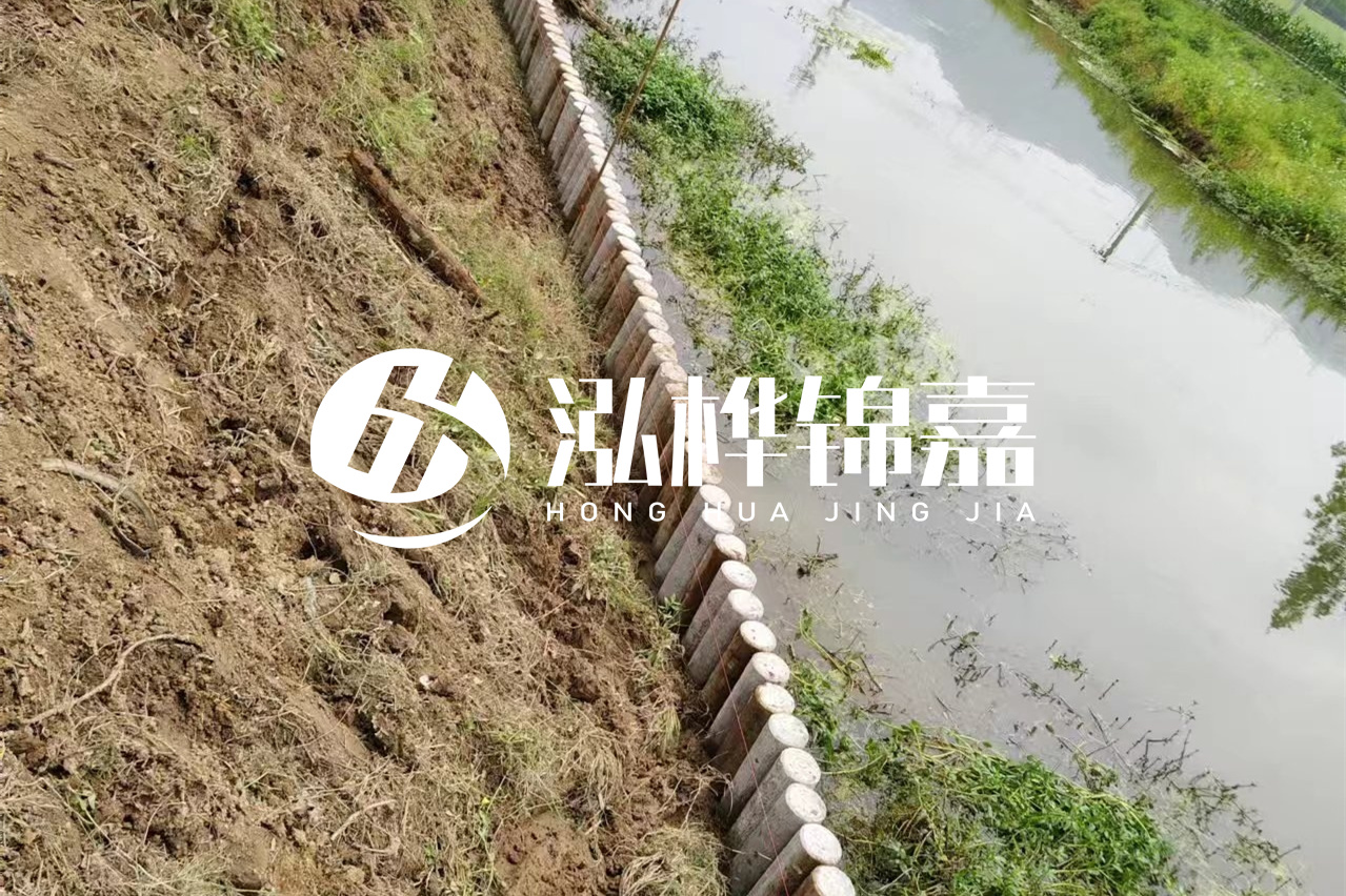 仿木樁施工前注意事項-水泥樁打樁機(jī)是怎么打樁的？