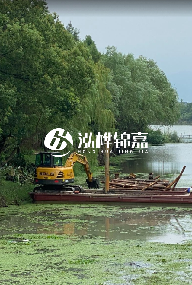 咸寧挖機(jī)打木樁專業(yè)施工-農(nóng)村建房打樁選松木樁好嗎？