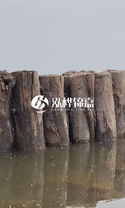 松木樁圍堰如何施工才能保證穩(wěn)固性？專業(yè)打樁隊(duì)一步步教你！